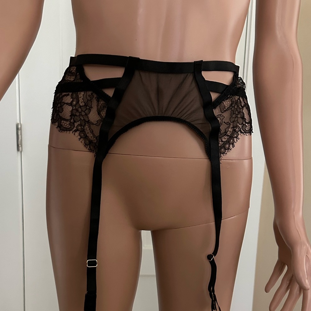 Black Lace Suspender with adjustable straps in back